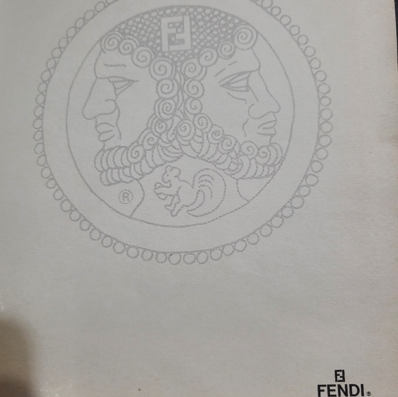 Fendi phone book - Picture 5 of 5